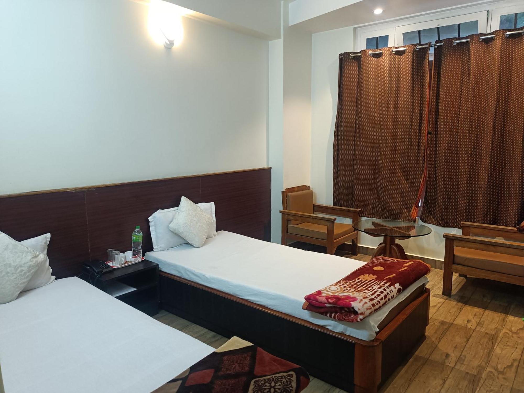 Rains By Roh Hotel 3*