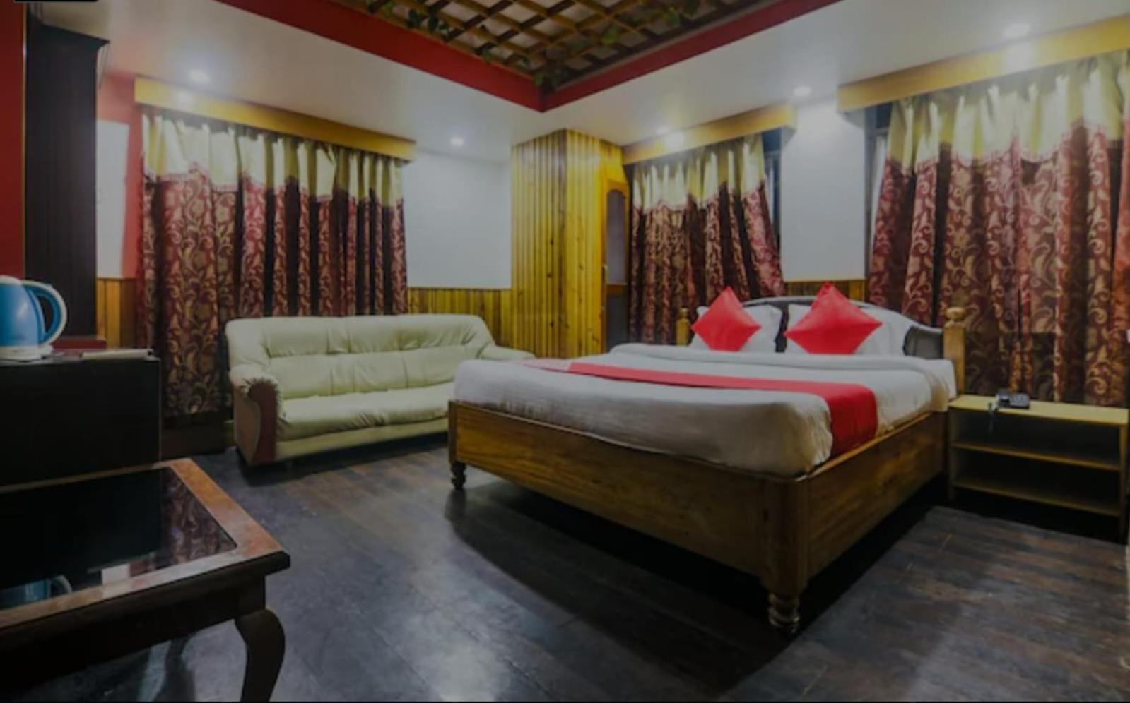 Knight Hotel