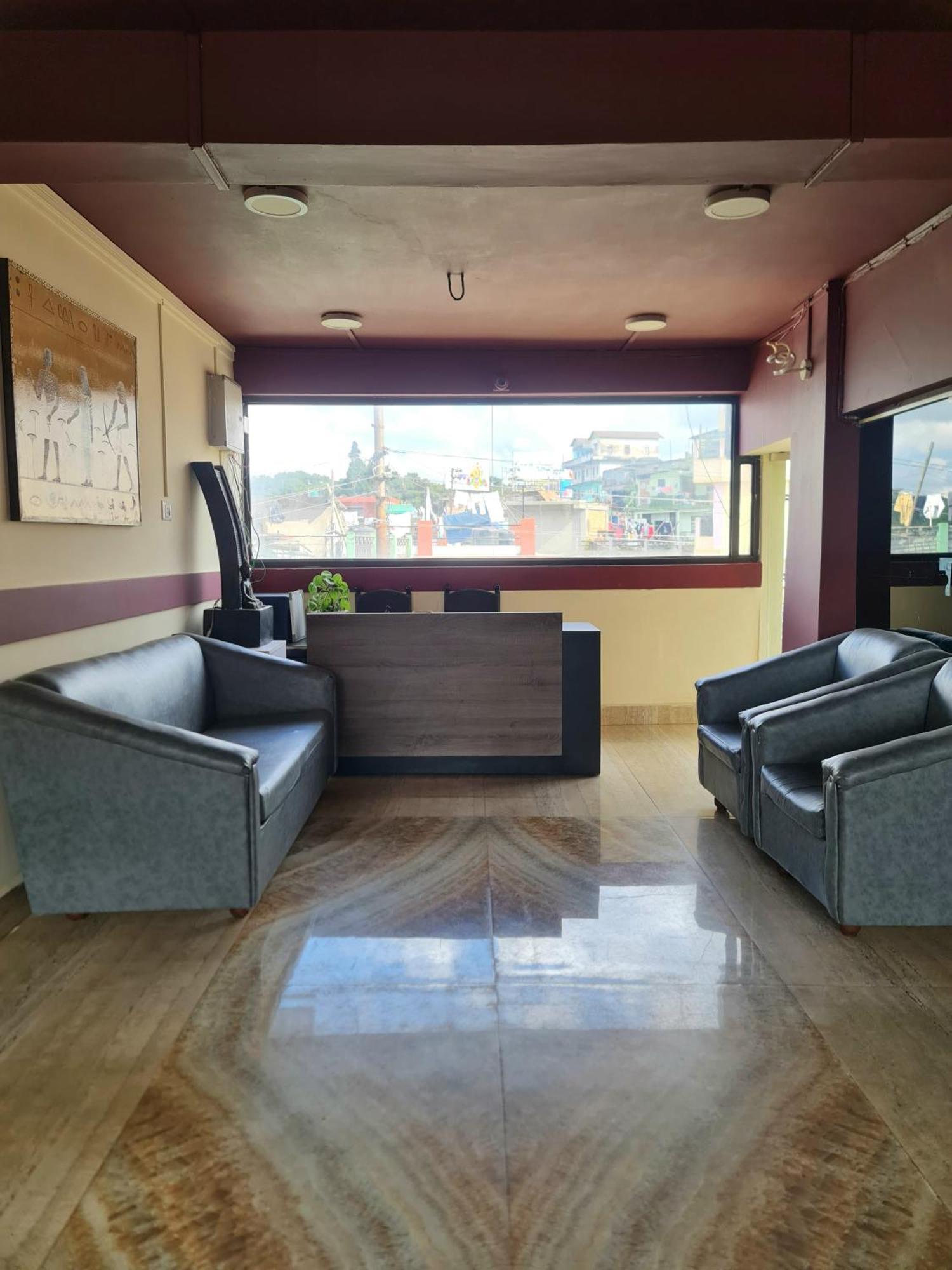 Guest house B Fine Shillong