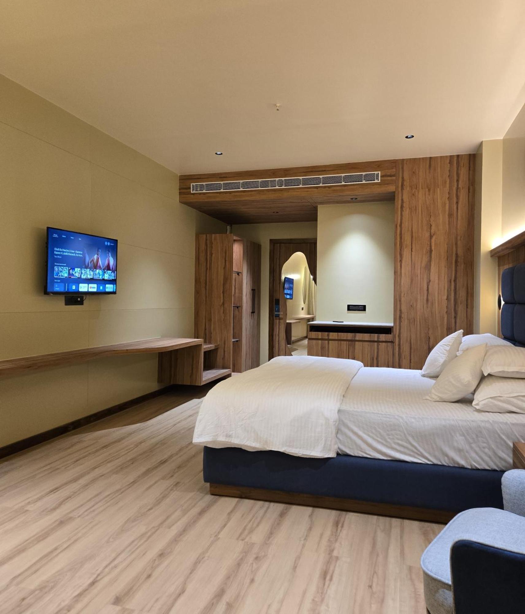 Hotel The White Rock & Dine 3*