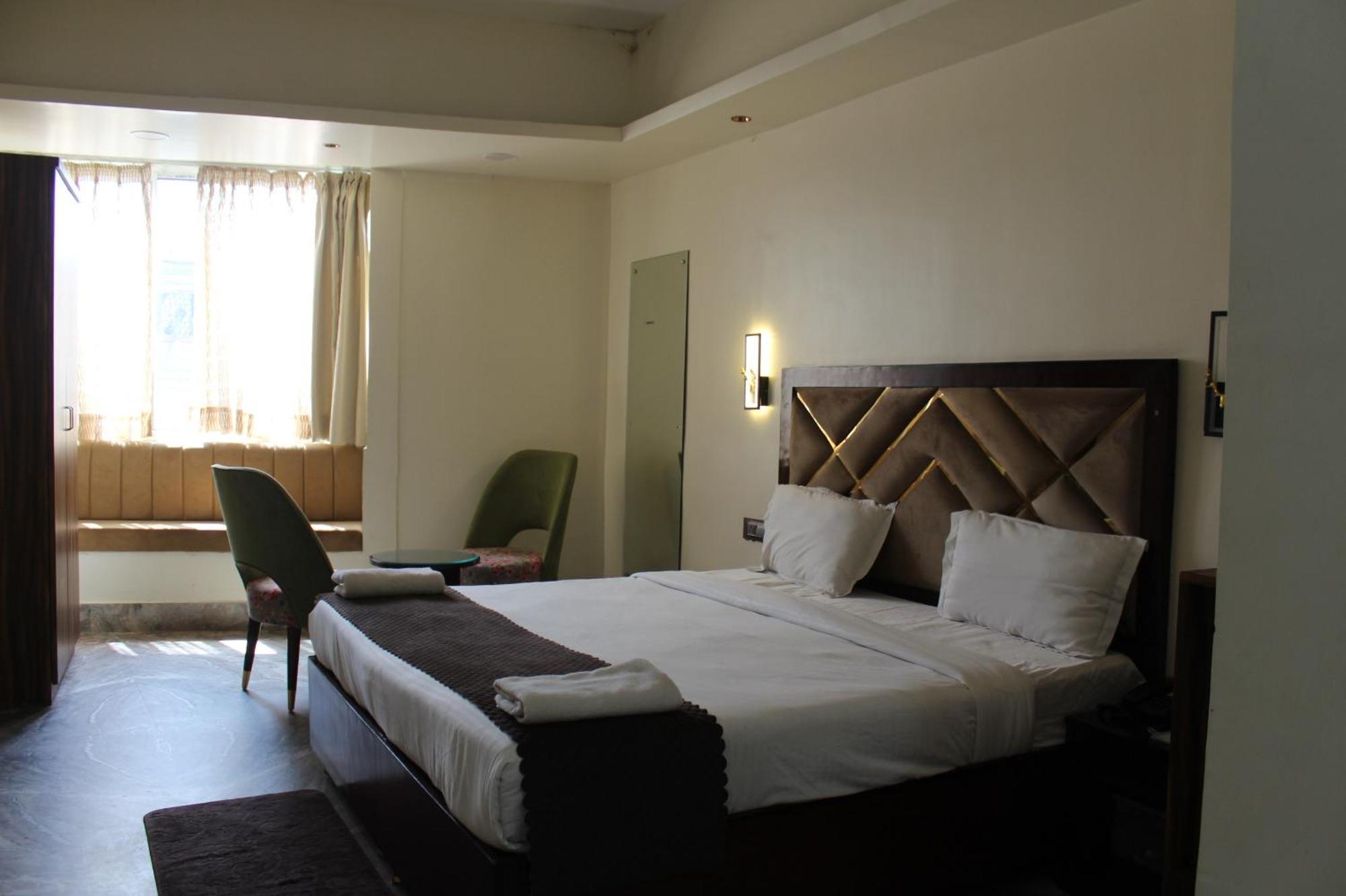 Cloud Social- Pure Veg 3* Shillong