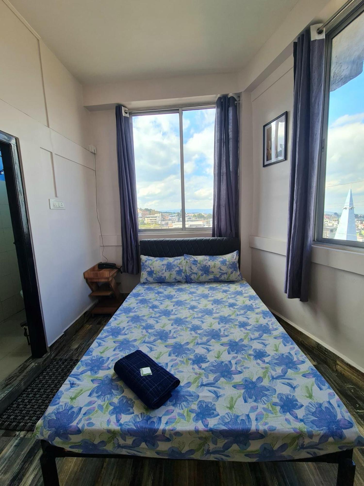 Guest house B Fine *