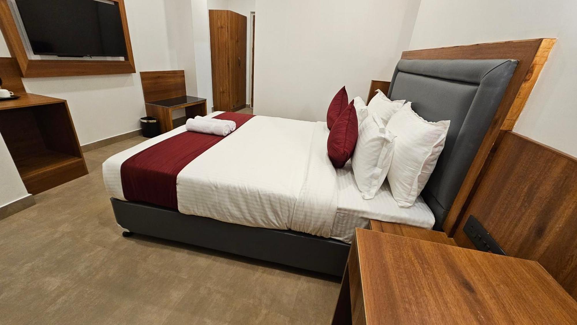 Indiana Hills 3* Shillong