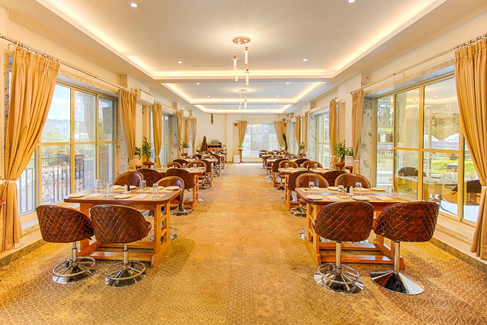 Resort La Nicholas View By Summit Shillong