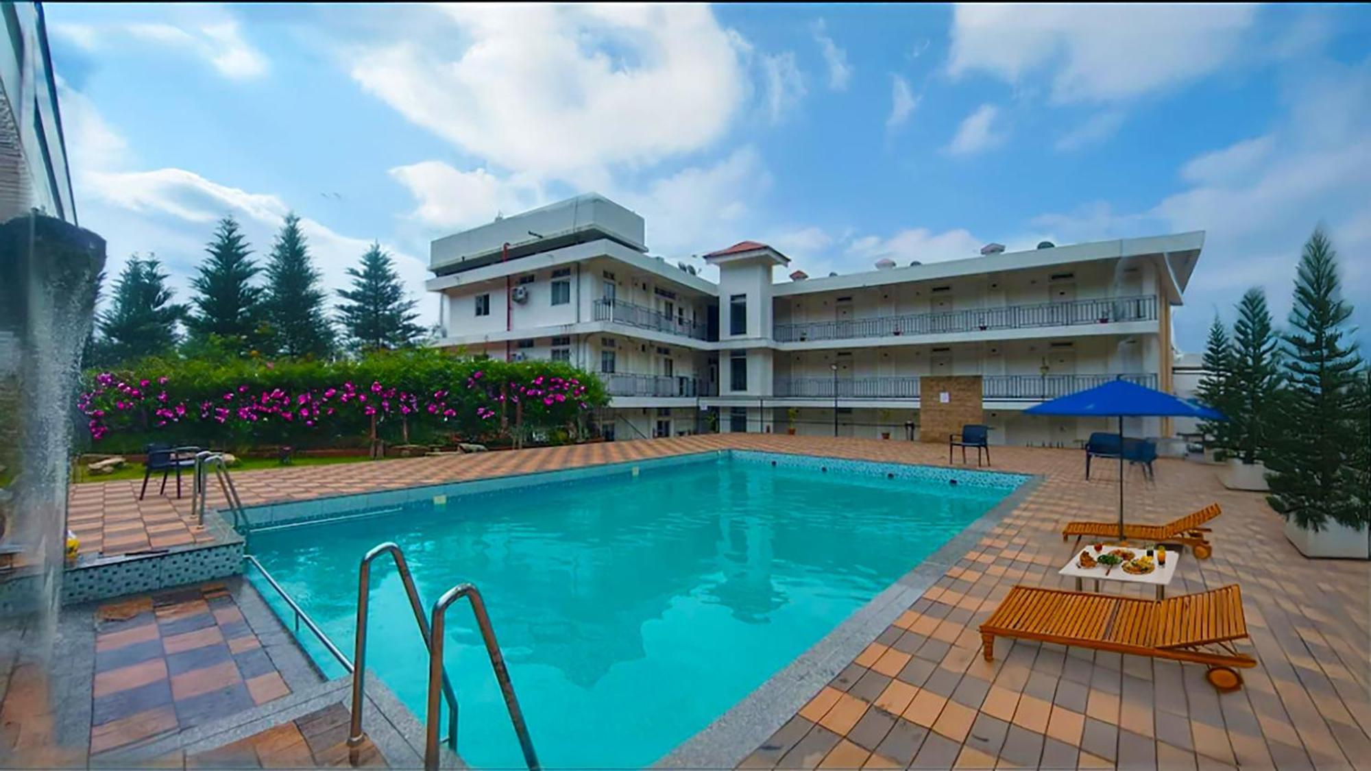 Resort La Nicholas View By Summit Shillong