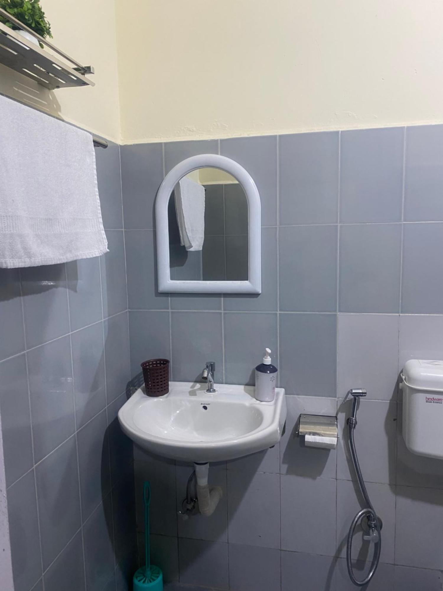 La-san Apartment *