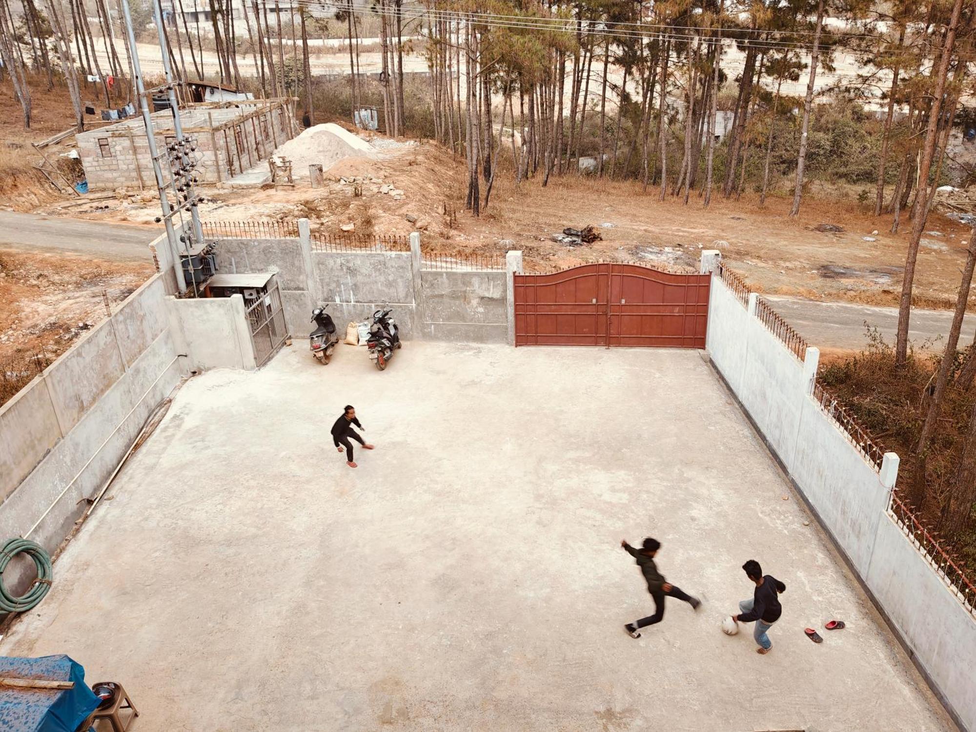 Xtsy Travellers Hostel *