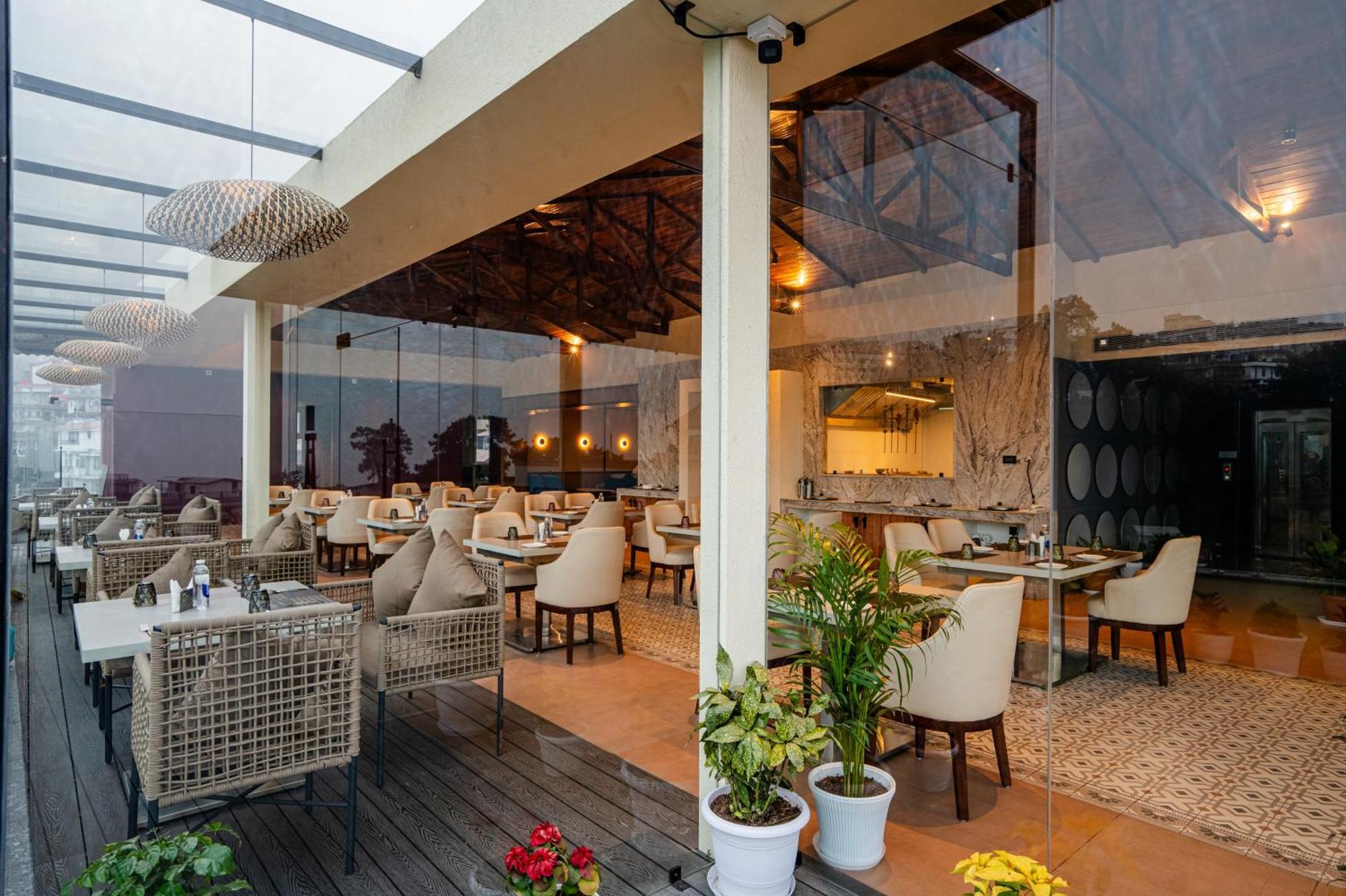 The White Rock & Dine 3*