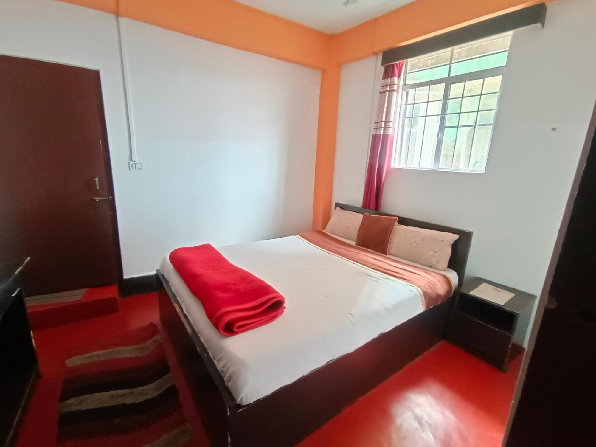Pumpkin Lapalang House * Shillong