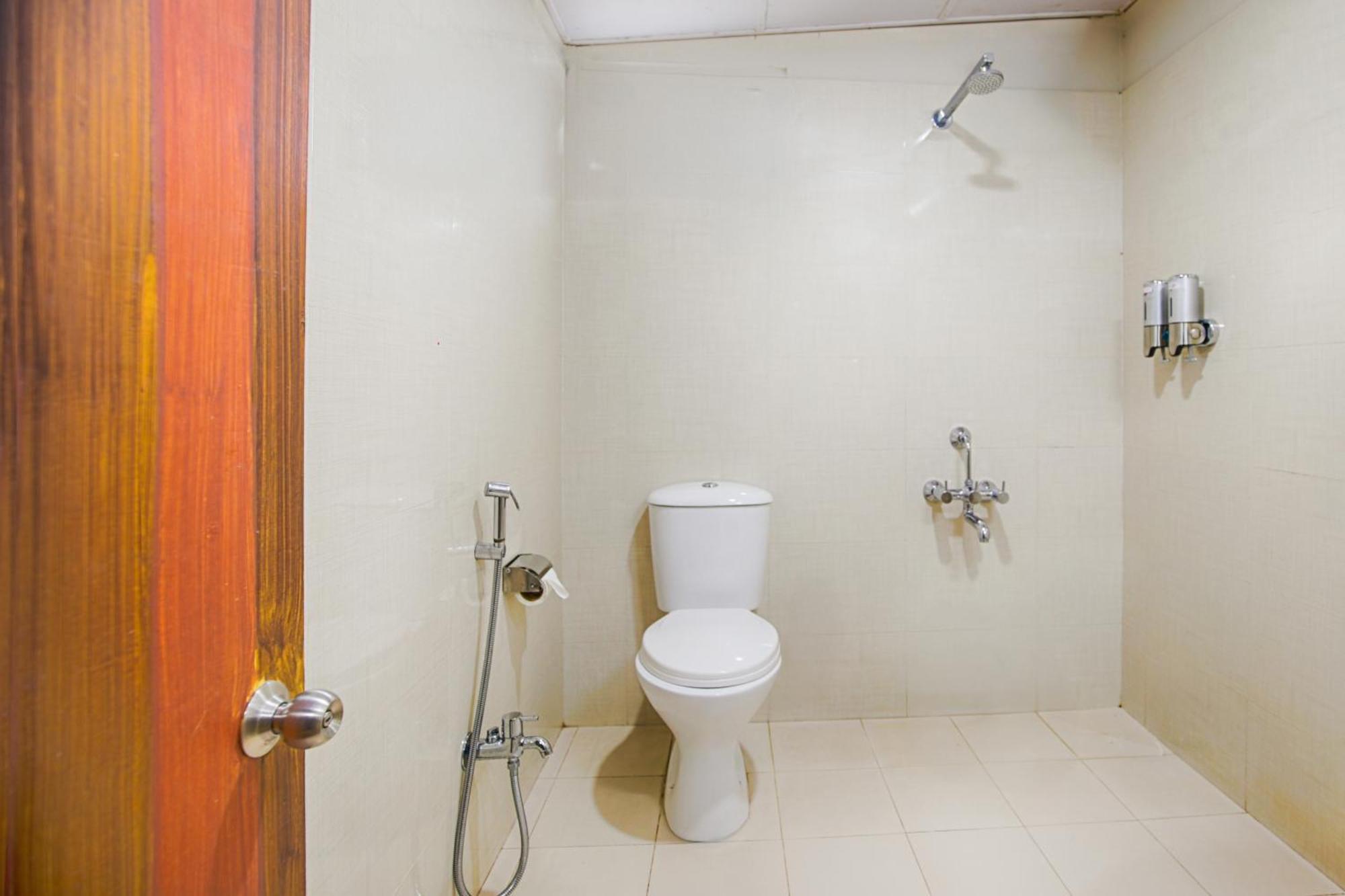 La Nicholas View By Summit 3* Shillong
