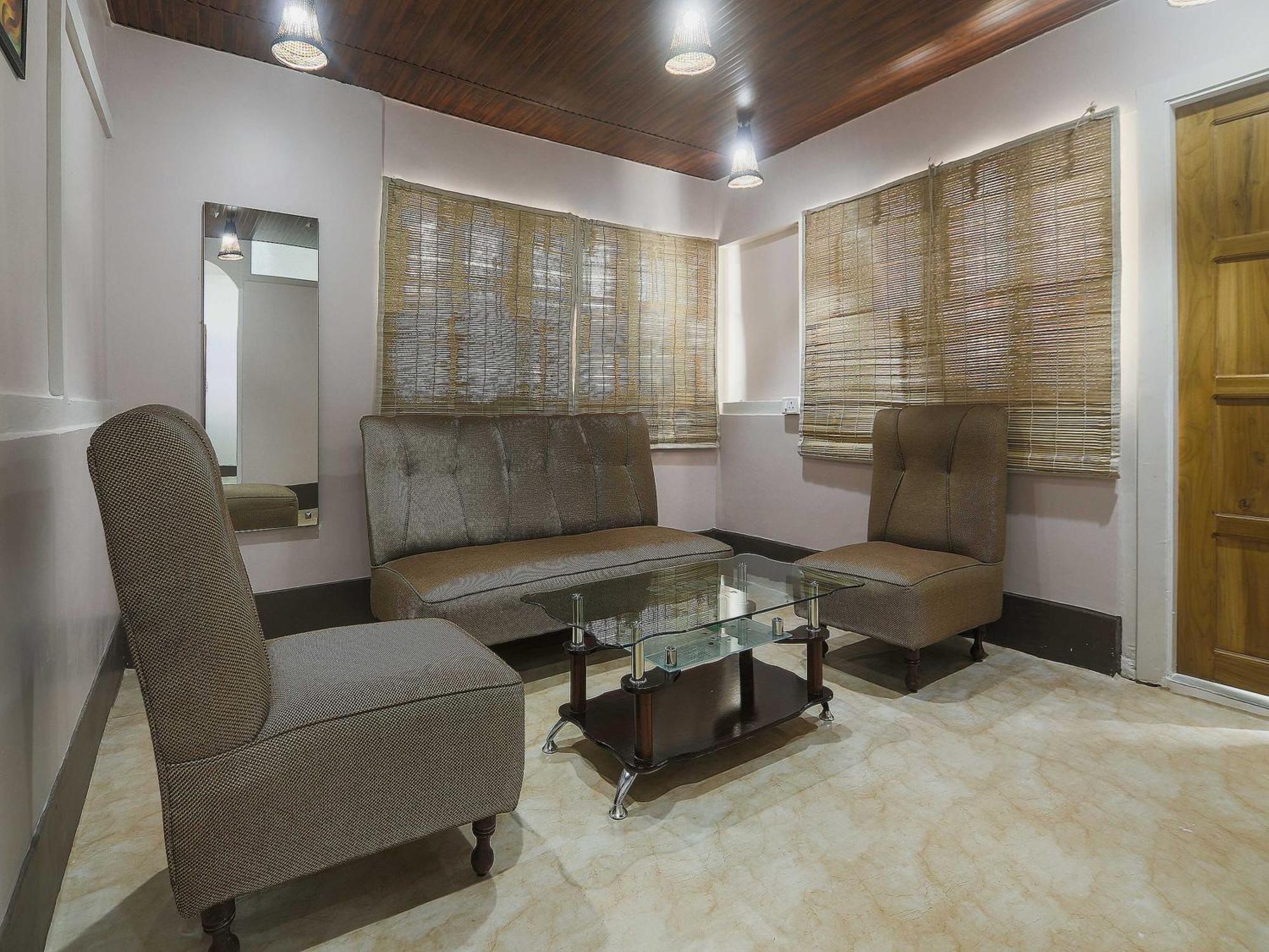 O Pillars House 3*