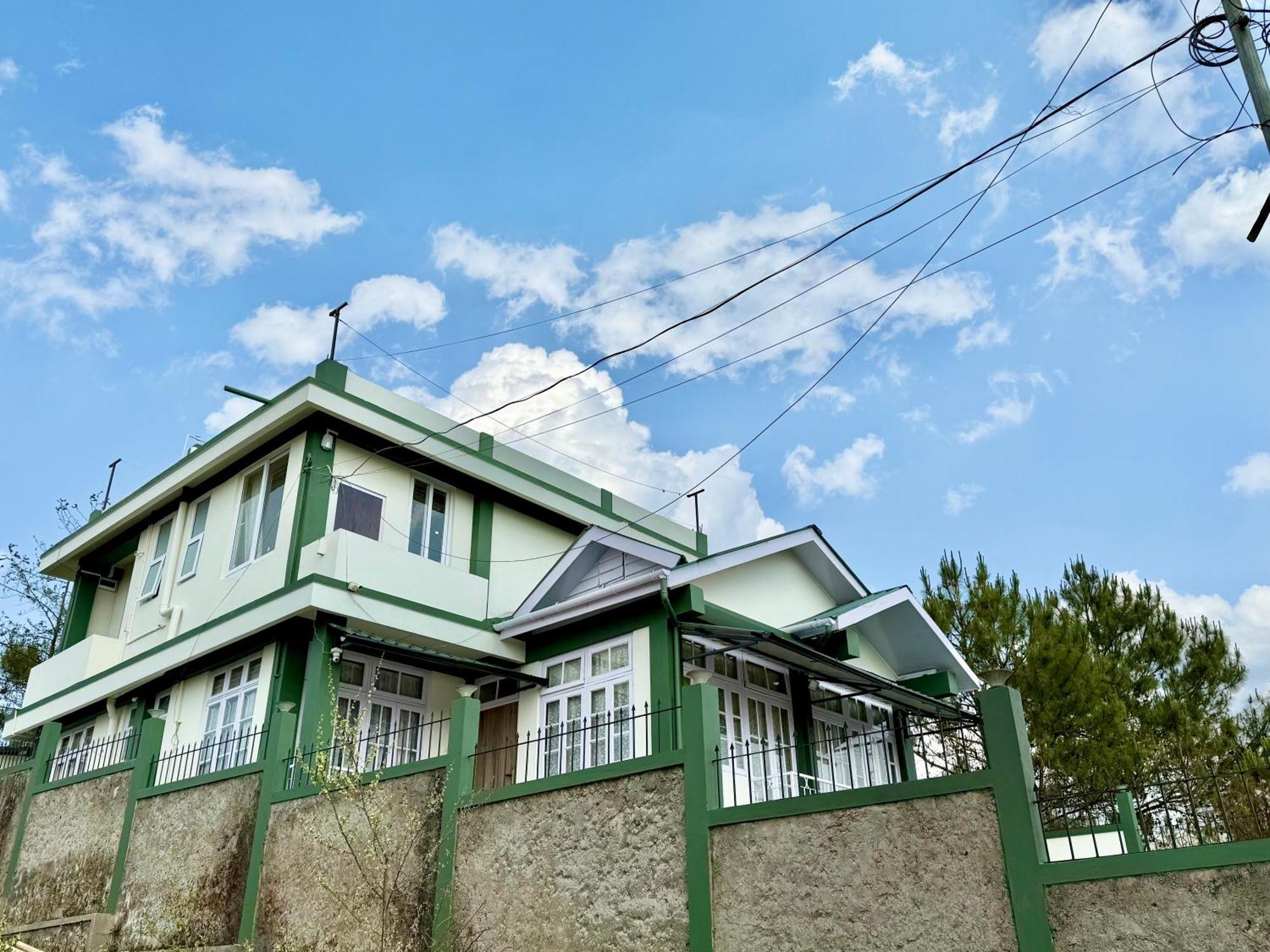 Villa Yepplo - Complimentary Breakfast - 24 Hrs Caretaker & Power Backup *