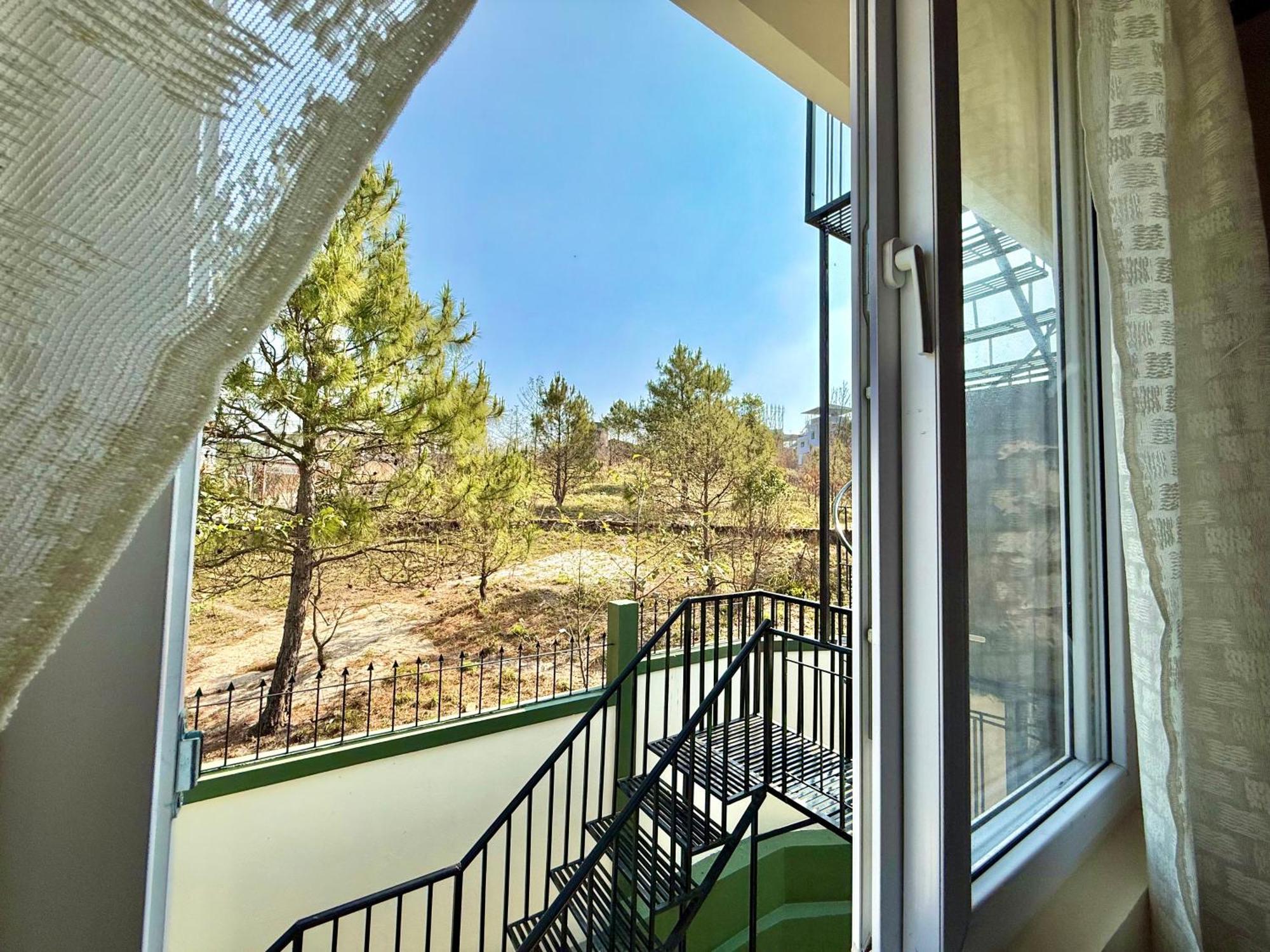 Yepplo - Complimentary Breakfast - 24 Hrs Caretaker & Power Backup Villa *