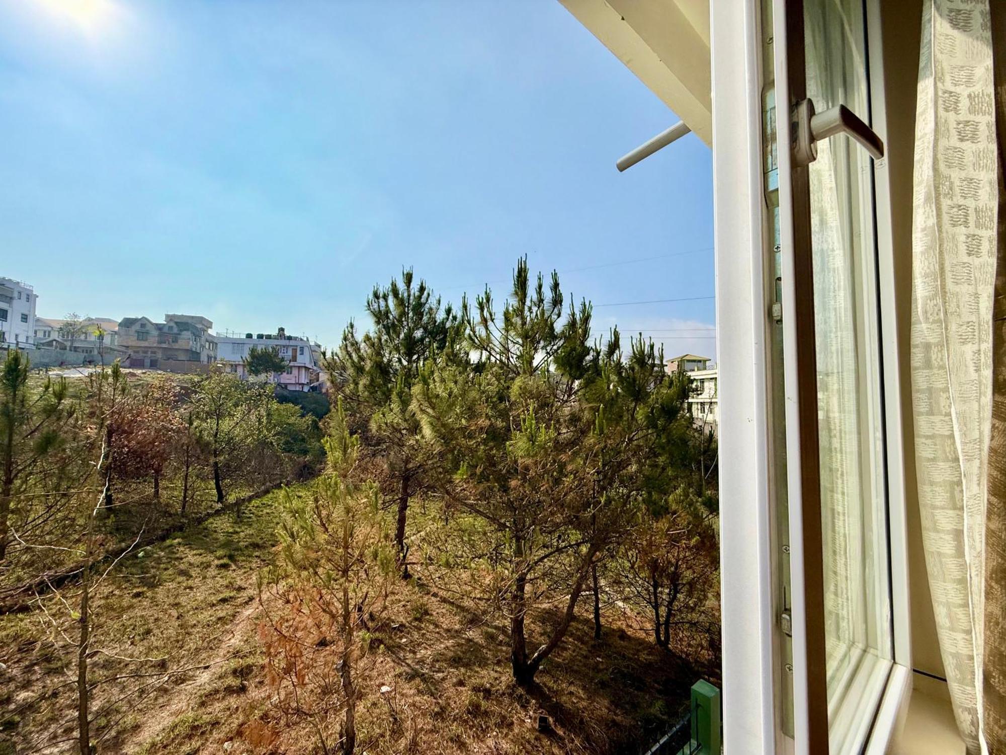 Yepplo - Complimentary Breakfast - 24 Hrs Caretaker & Power Backup Villa