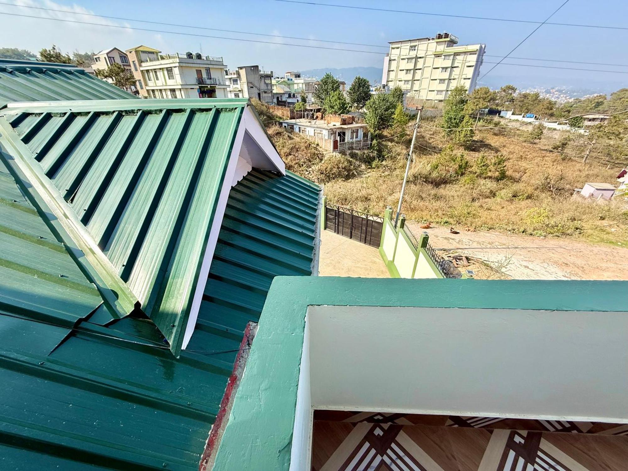 Villa Yepplo - Complimentary Breakfast - 24 Hrs Caretaker & Power Backup Shillong