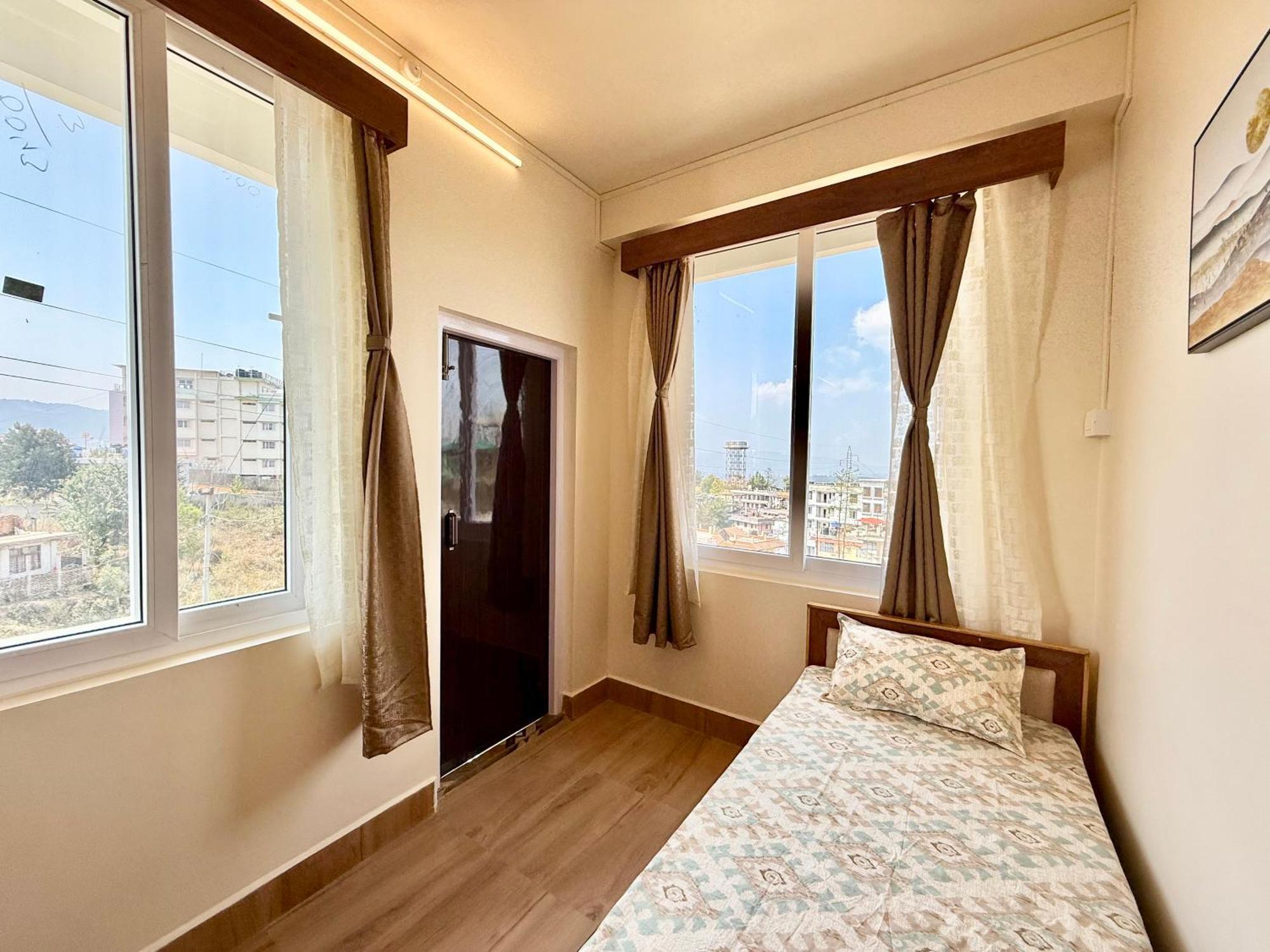 Villa Yepplo - Complimentary Breakfast - 24 Hrs Caretaker & Power Backup