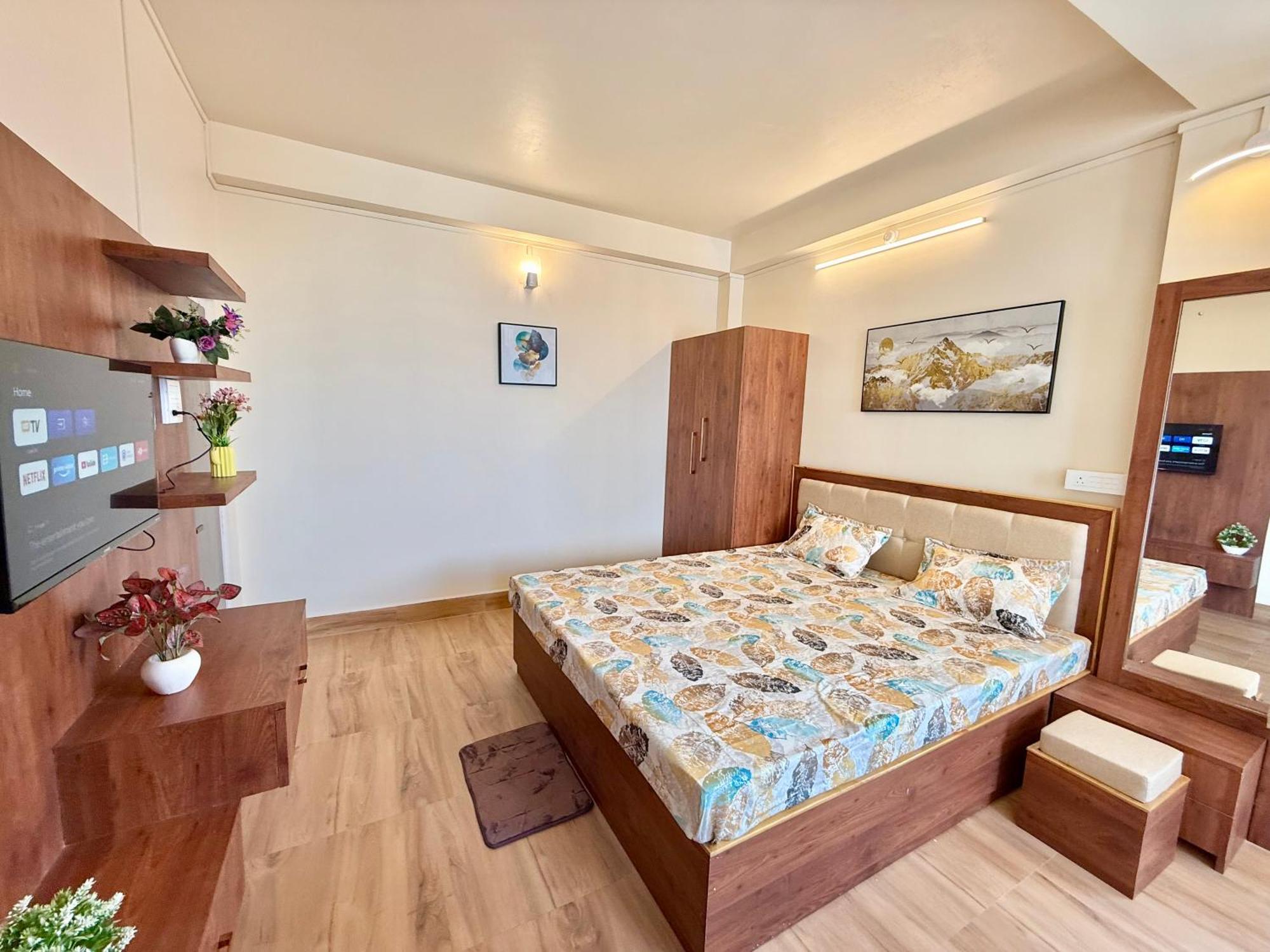 Yepplo - Complimentary Breakfast - 24 Hrs Caretaker & Power Backup Shillong