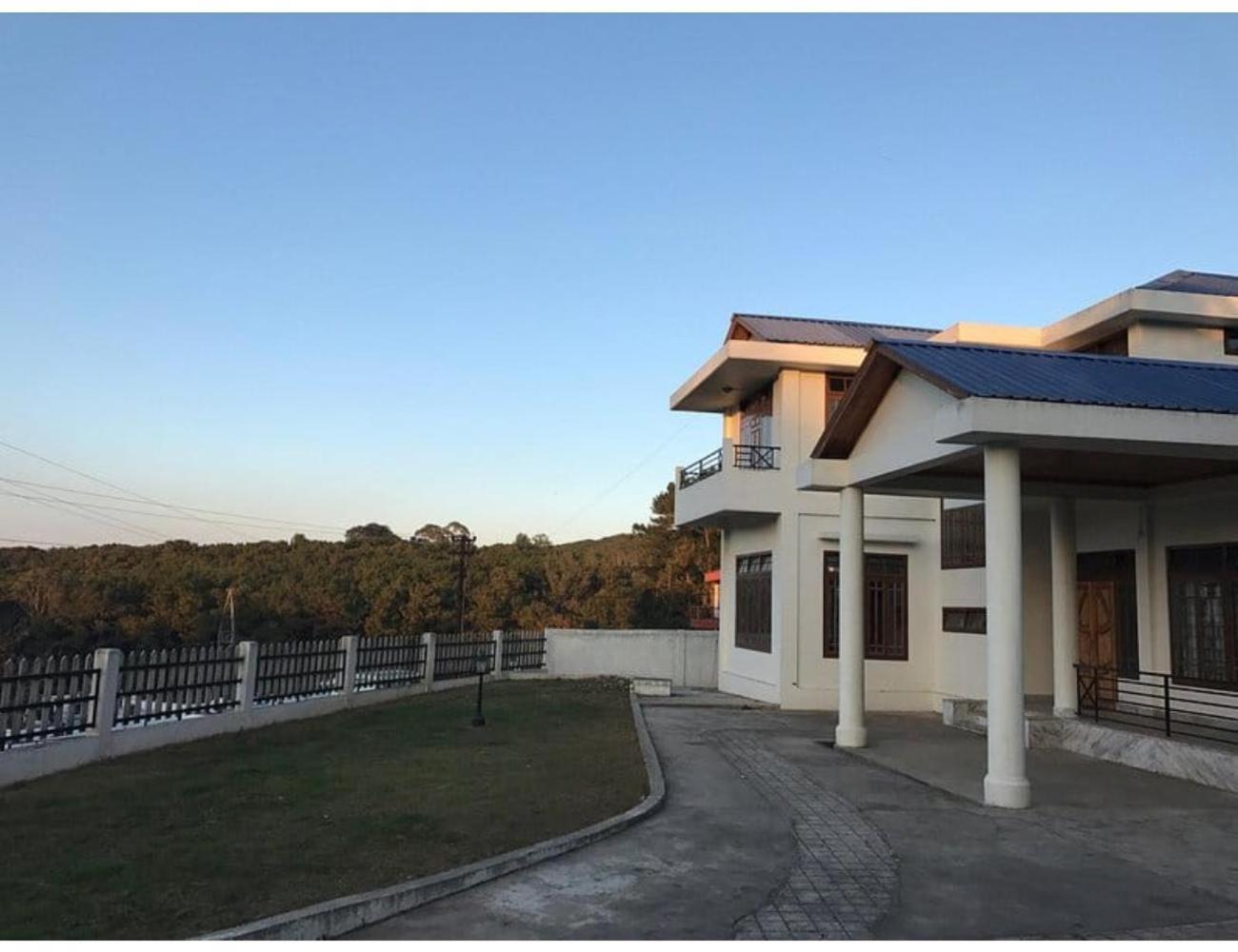 Pine Air, Homestay