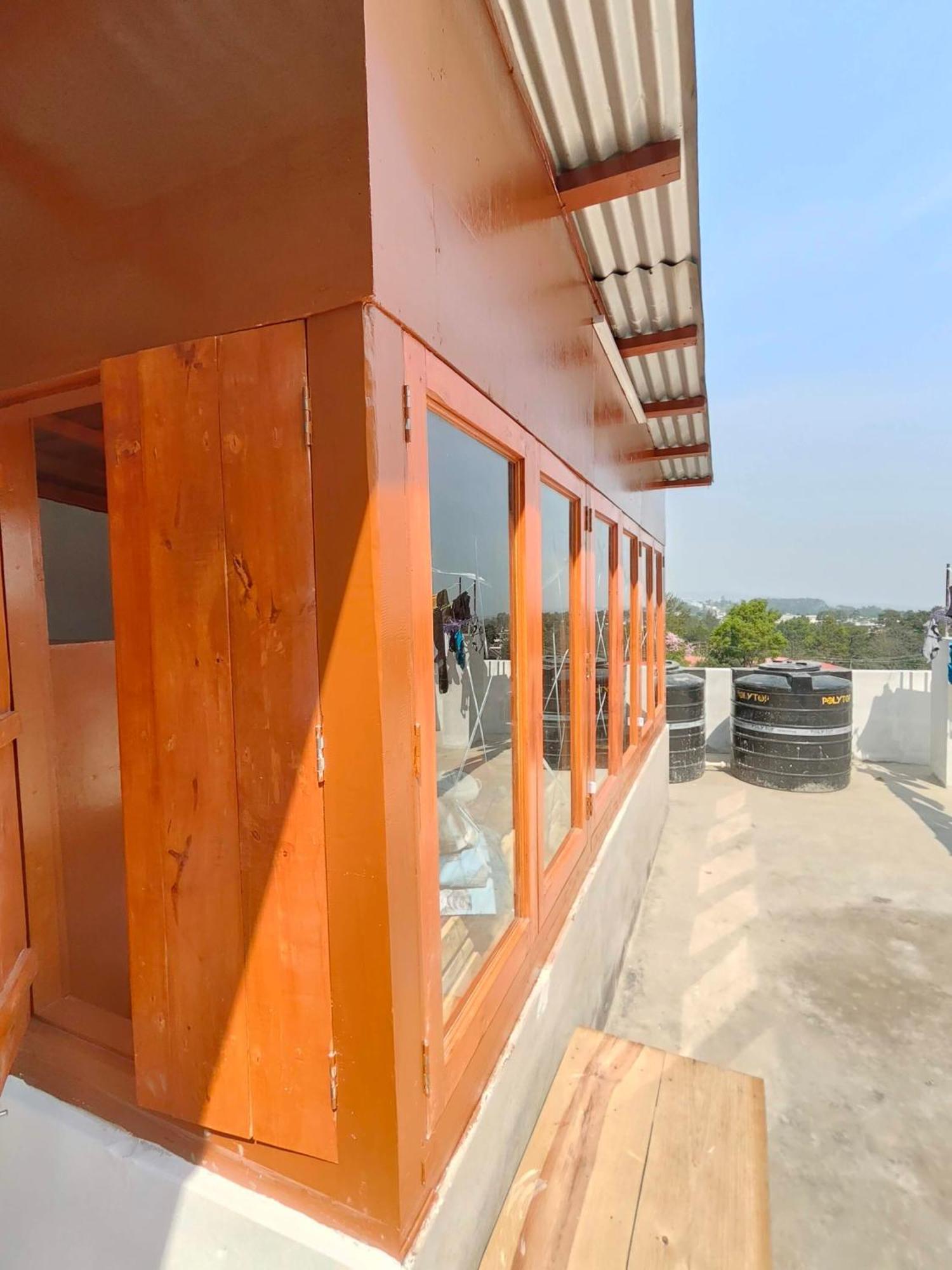 Homestay Pine Forest *