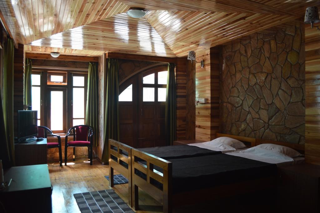 Guest house Quinton Enclave