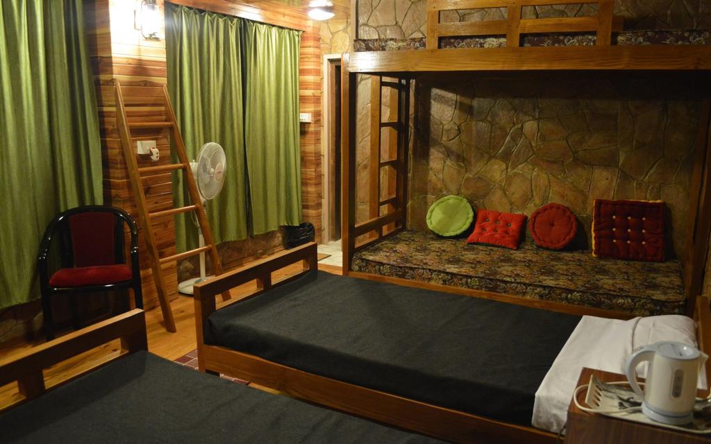 Guest house Quinton Enclave *