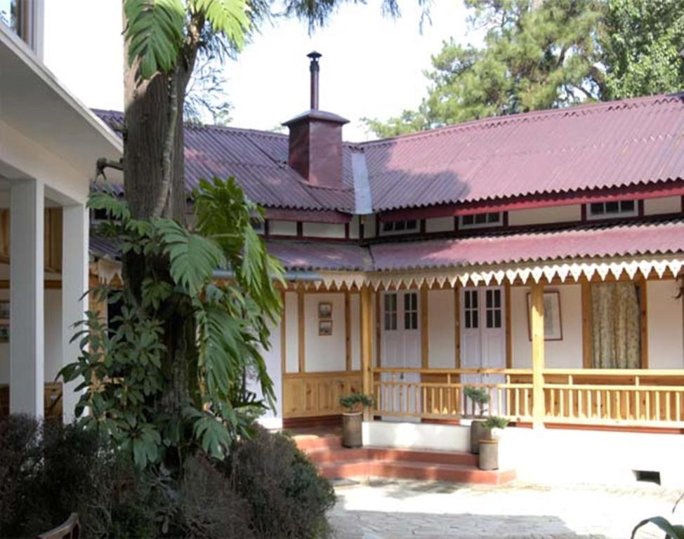 Resort Royal Heritage Tripura Castle Shillong