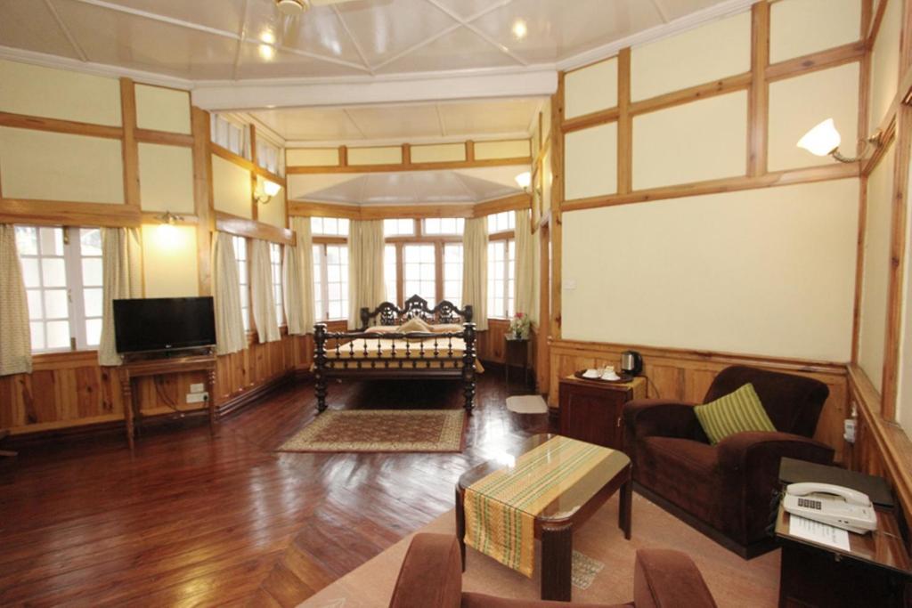 Royal Heritage Tripura Castle 3*