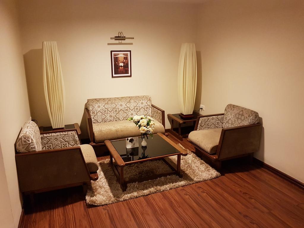 Polo Towers Hotel 4*