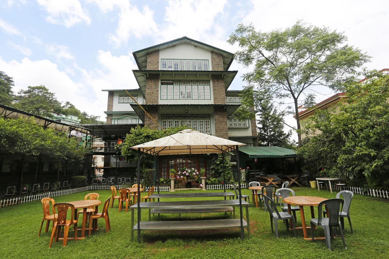 Oyo 2402 Highwinds Hotel 3*