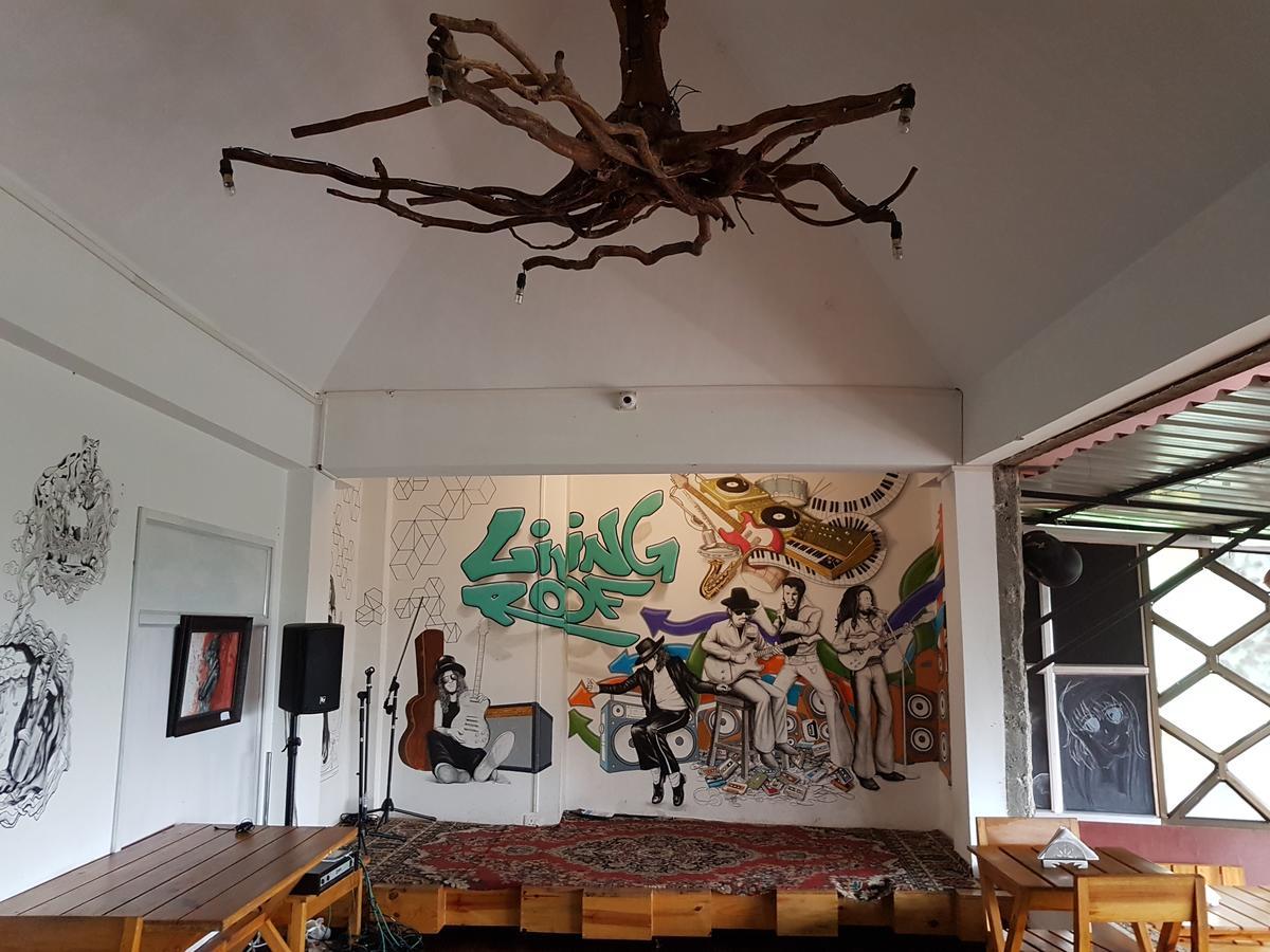 Oyo 5034 Living Roof 2*