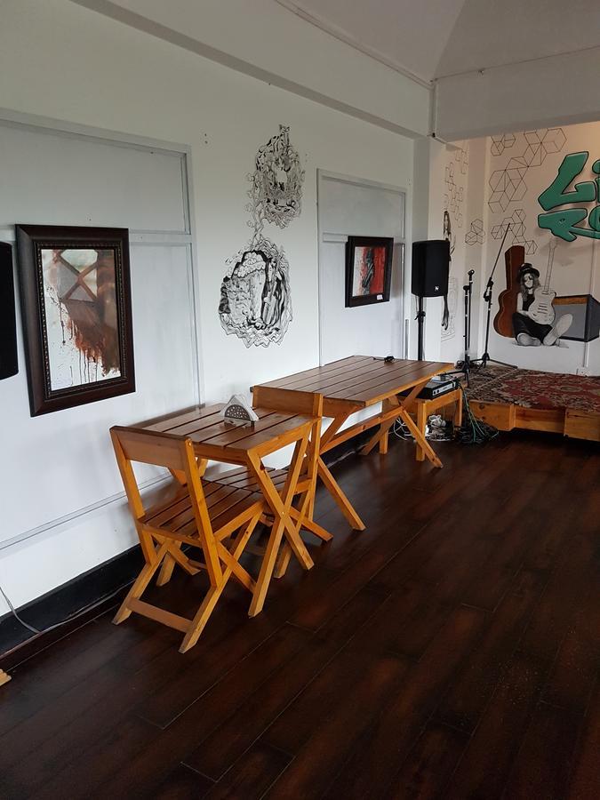 Oyo 5034 Living Roof Bed & Breakfast Shillong