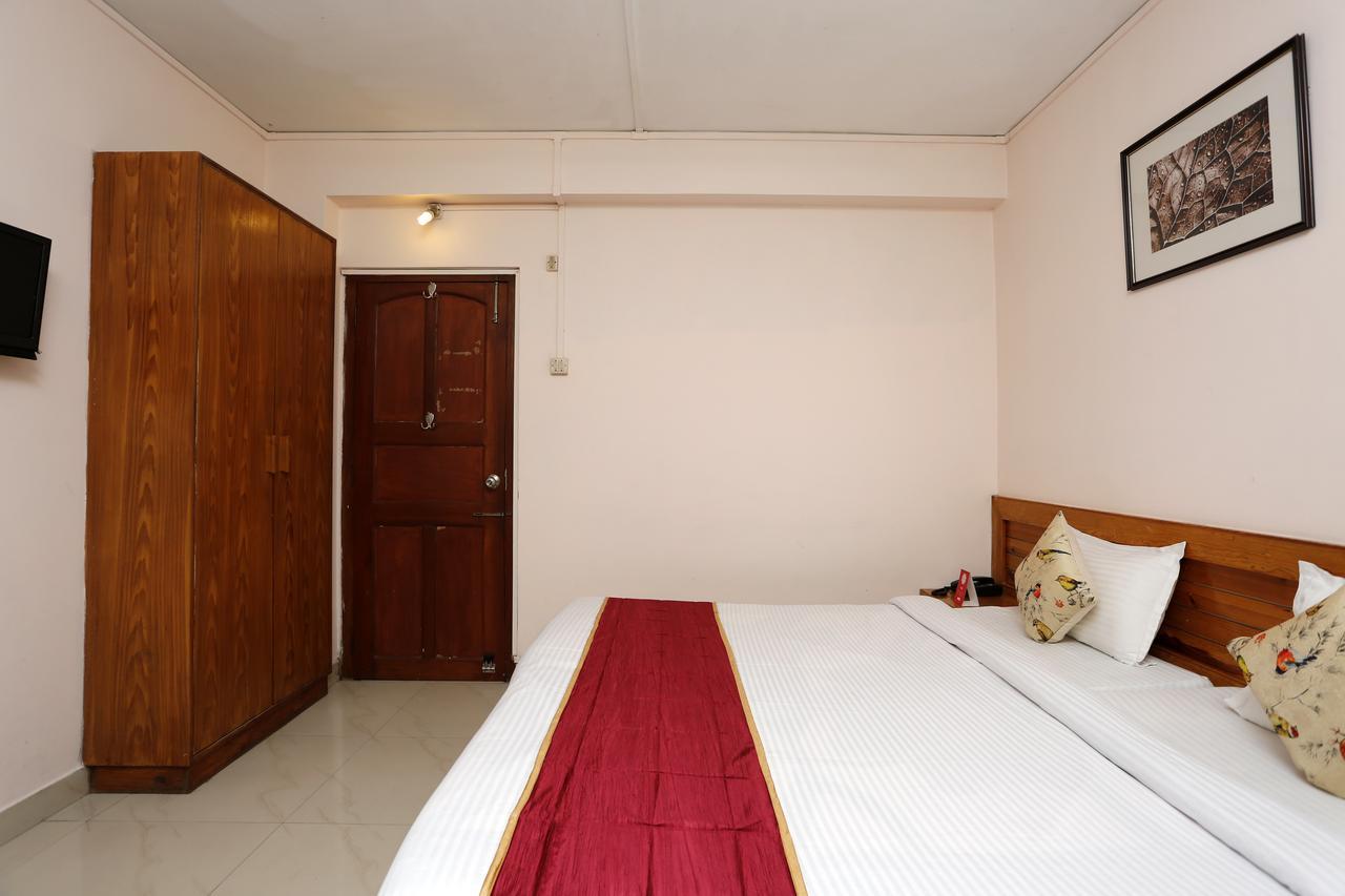 White Orchid Hotel 3*