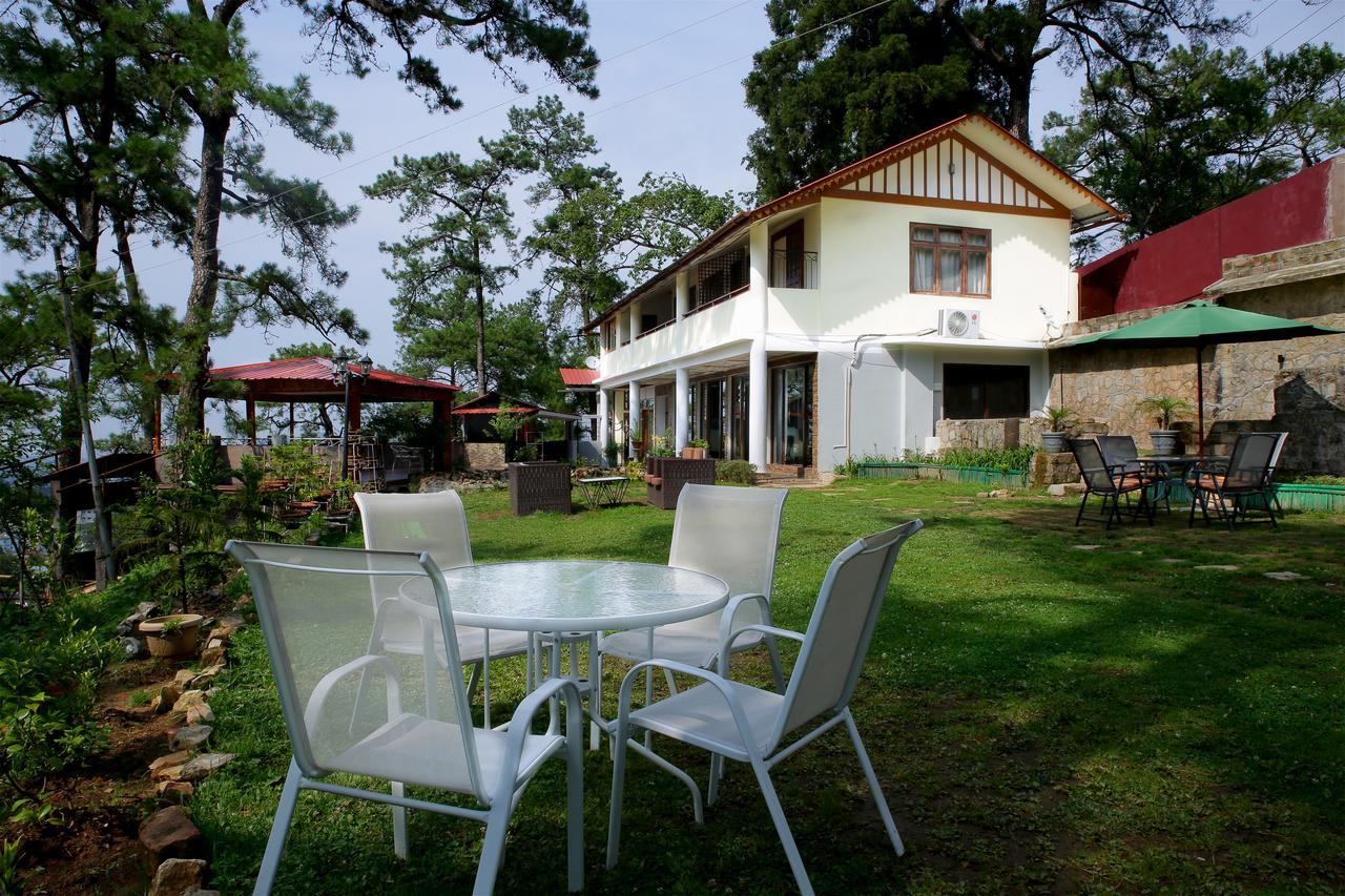 Hotel The Heritage Club - Tripura Castle And