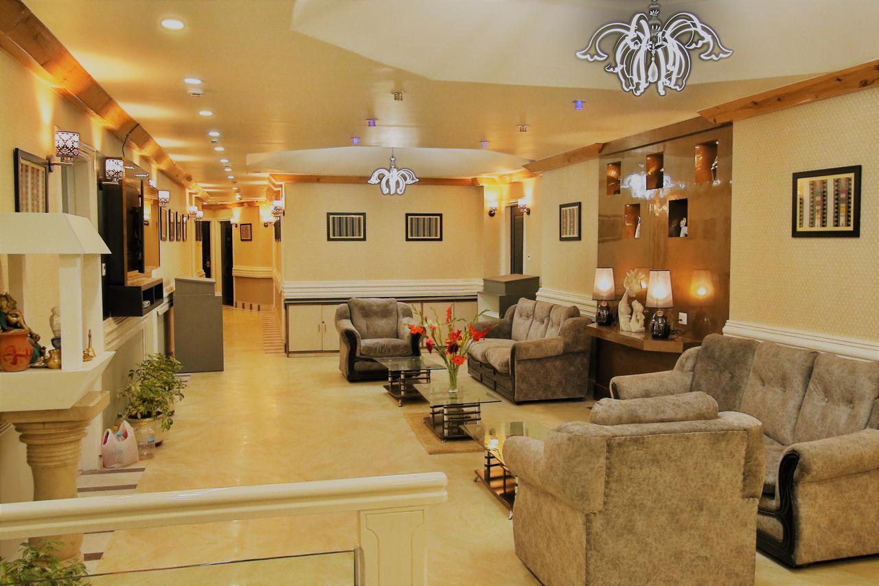 Gateway Hotel