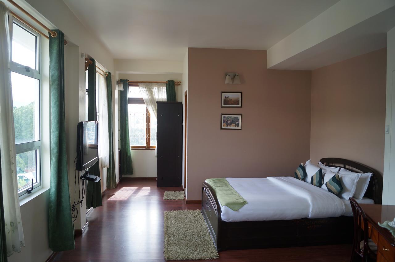 Hotel Woodland Hill