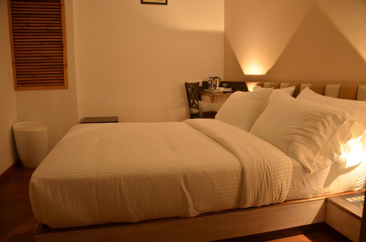 Hotel Aura 3*