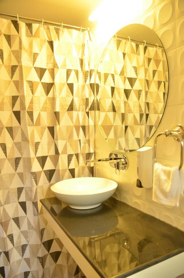 Aura Hotel 3*