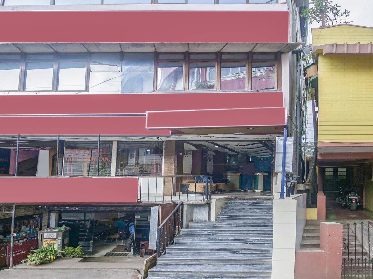 Oyo 13627 Jk International Hotel 3*