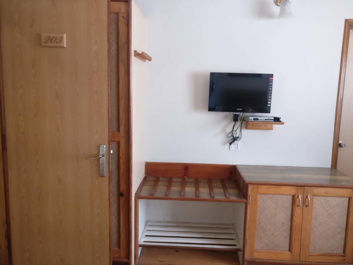 The Eee Cee Hotel