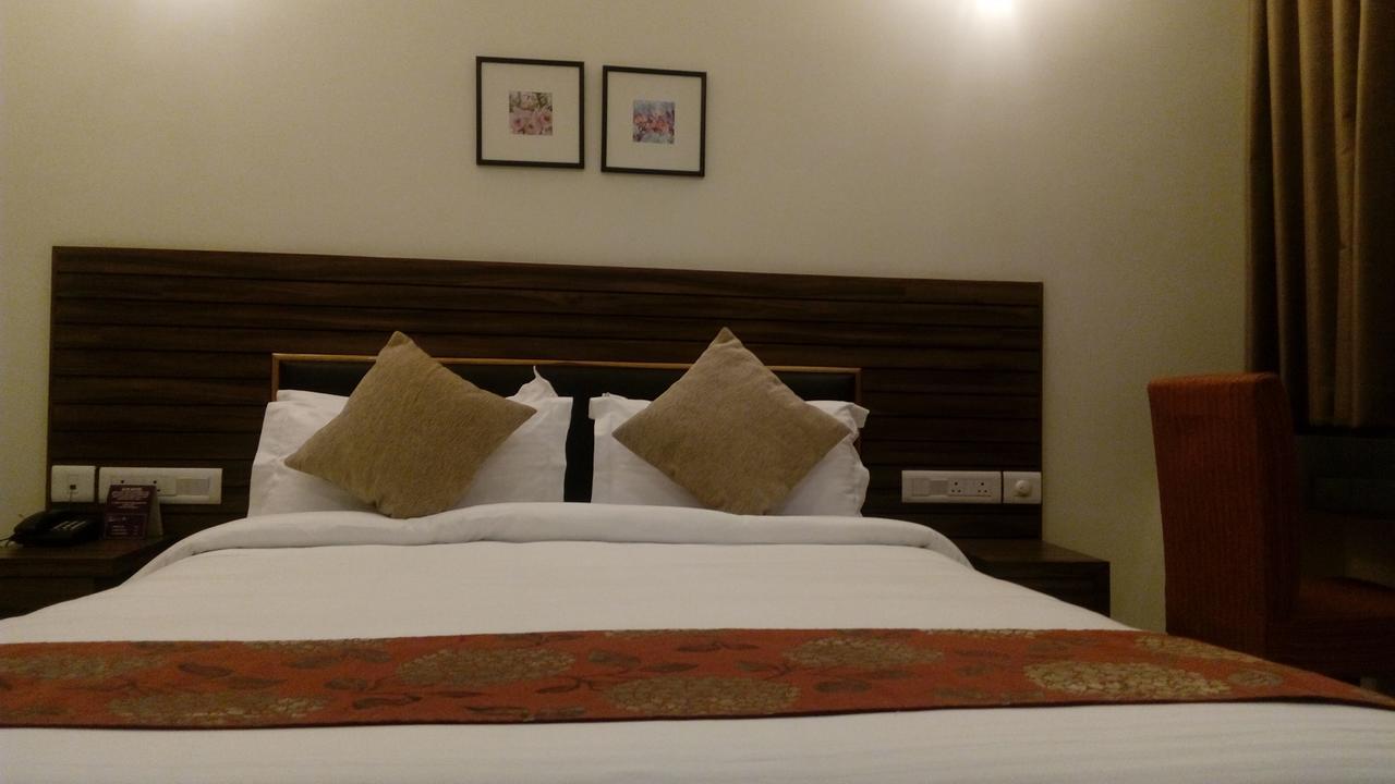 Hotel Poinisuk 3*