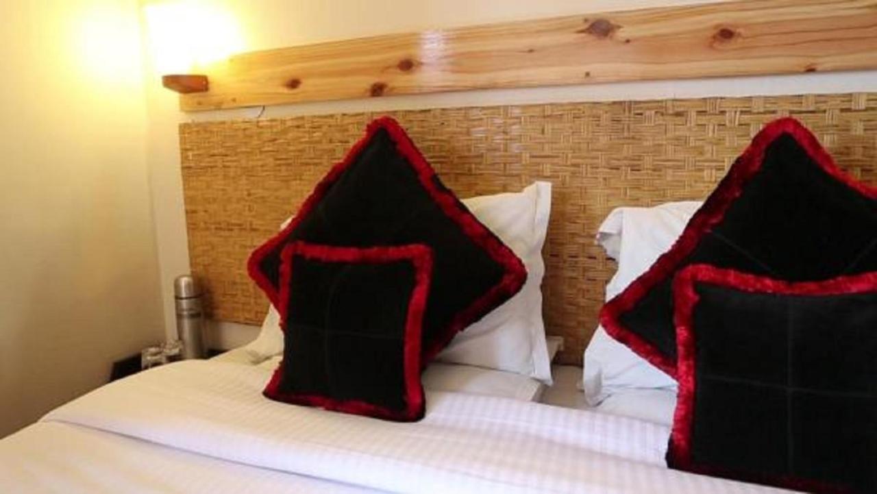 Hotel Landmark Hills