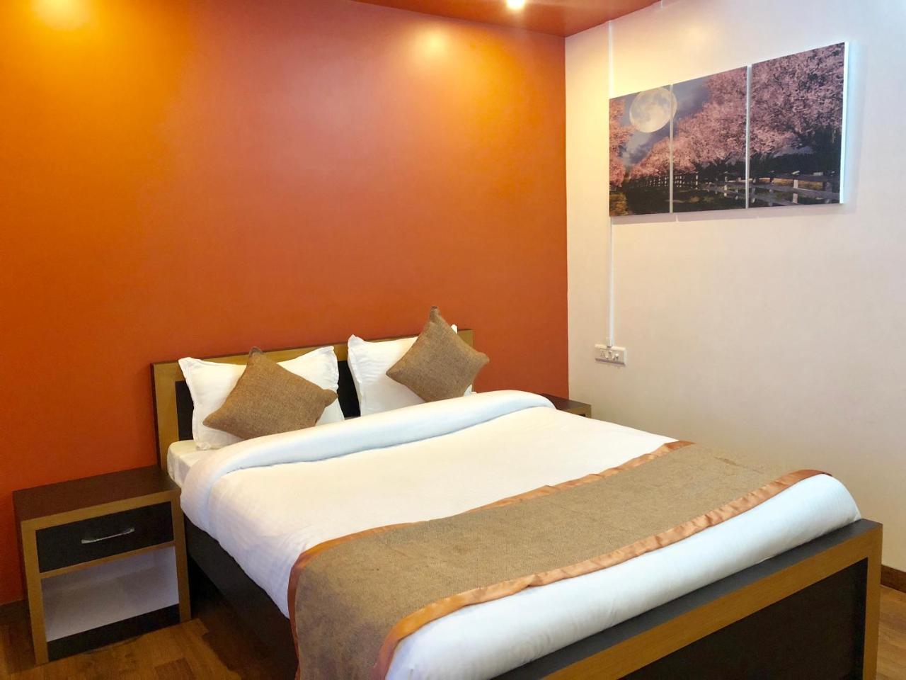 Orange Homestay