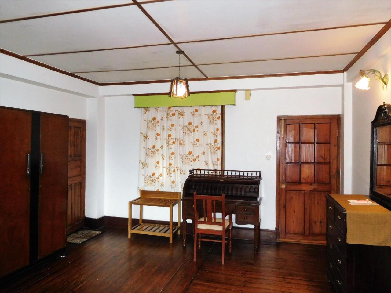 The Heritage Club - Tripura Castle And