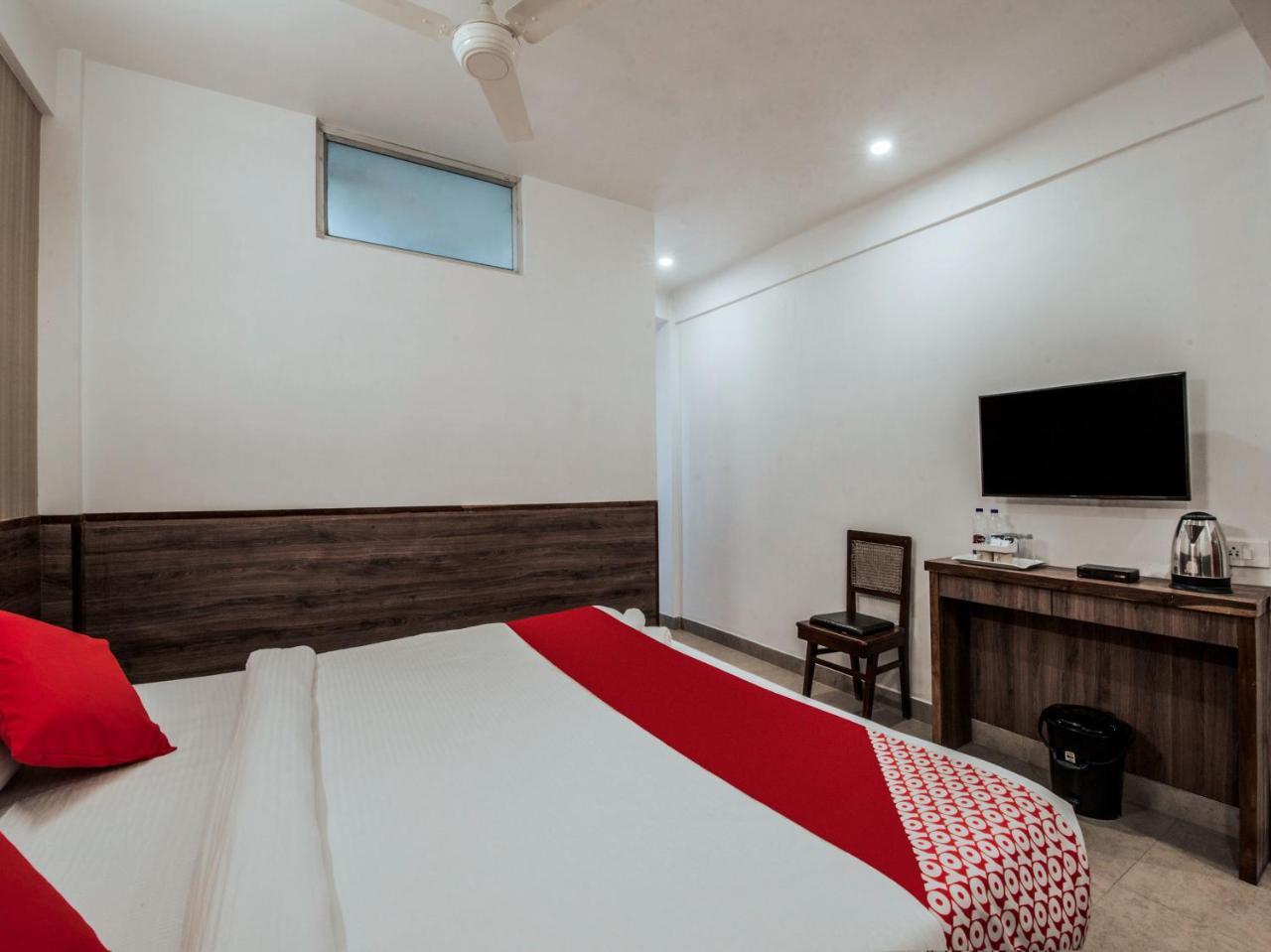 Indiana Hotel Shillong