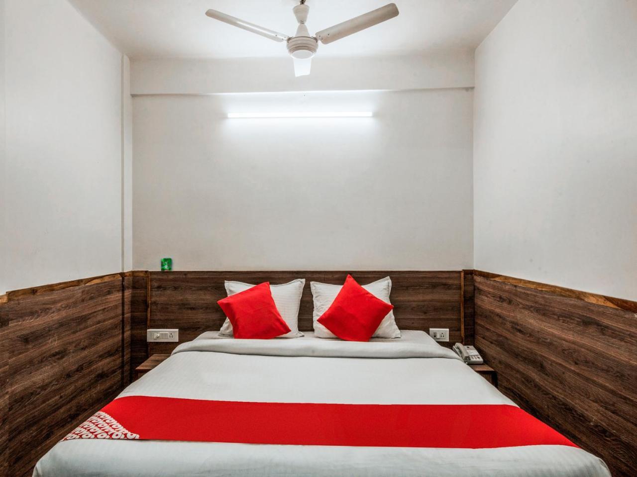 Indiana Hotel 2*