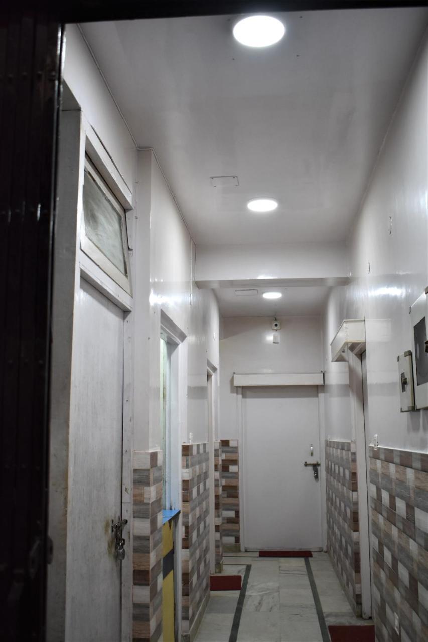Puja Guest house