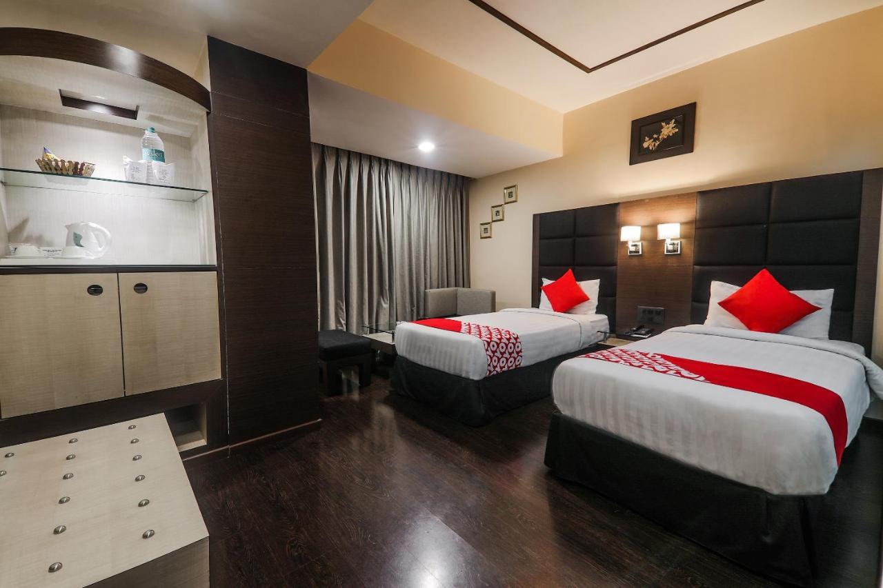 Alpine Continental Hotel Shillong