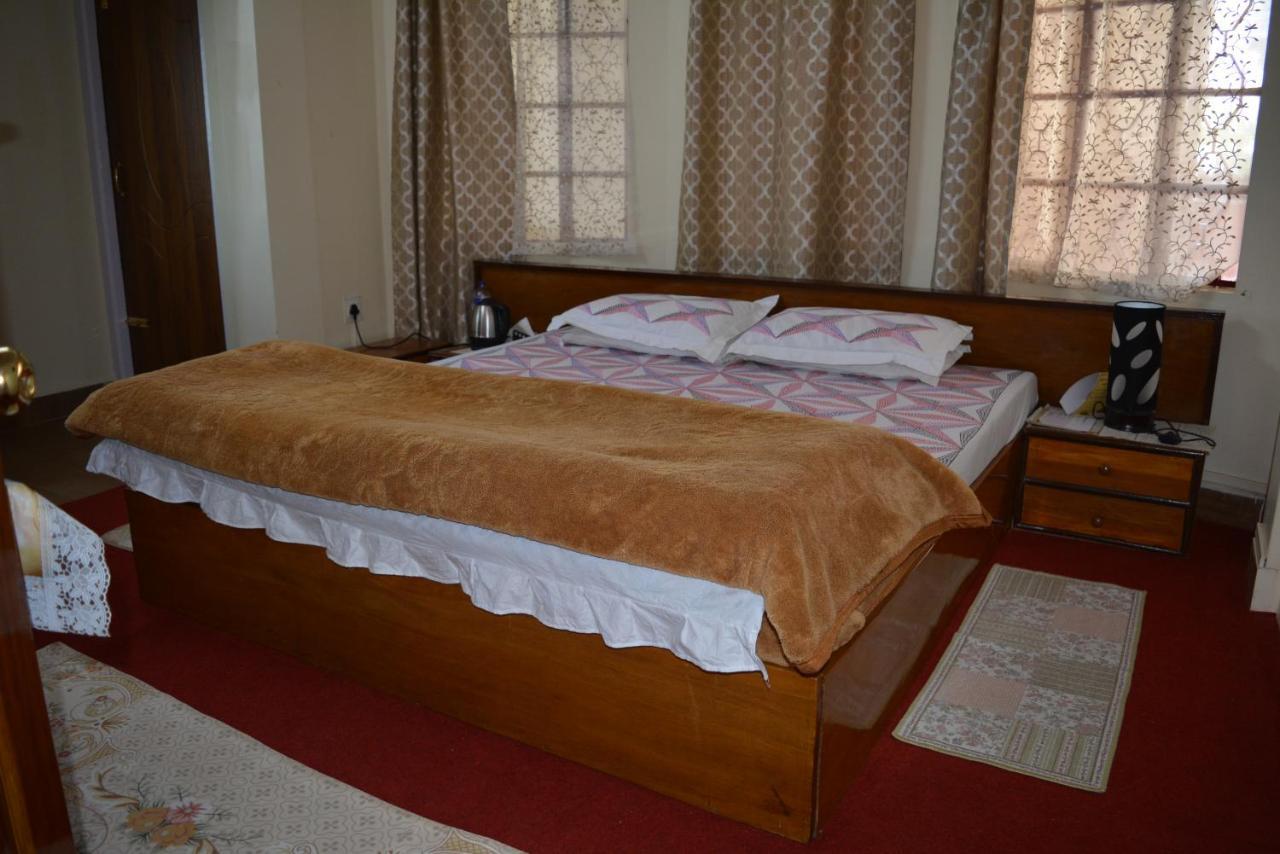 Guest house Dew Drop In Shillong