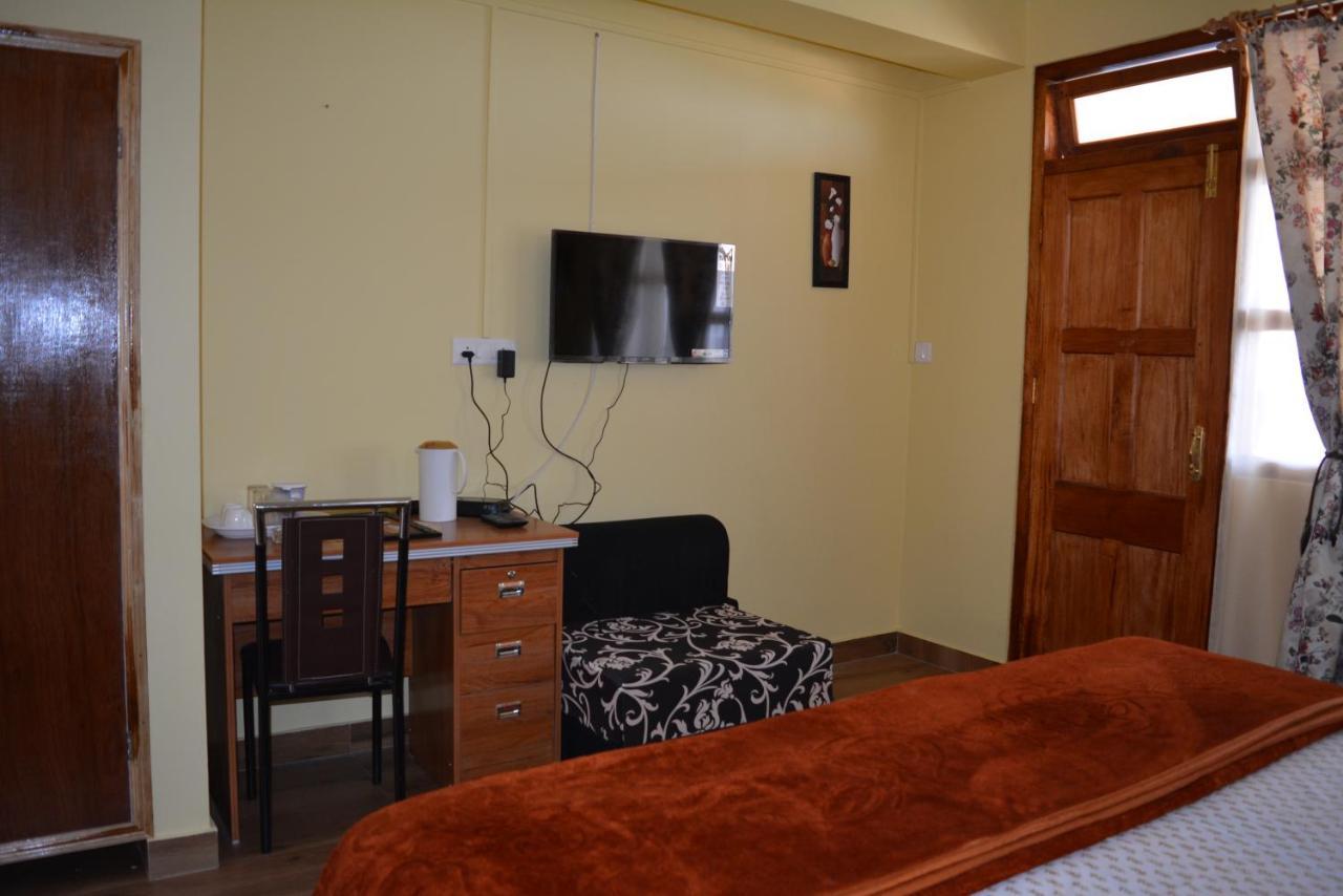 Dew Drop In Guest house *