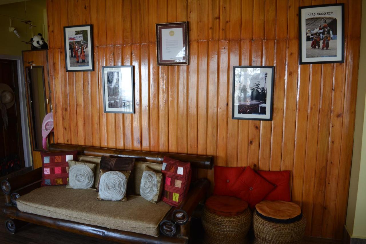 Dew Drop In Guest house *